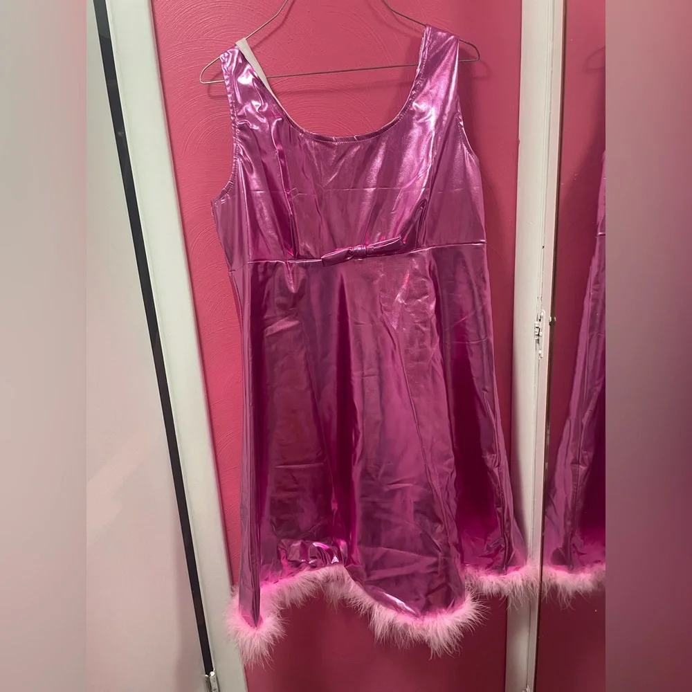 Y2K / Romy & Michelle’s Highschool Reunion with Feather Hem Dress - Picture 2 of 6